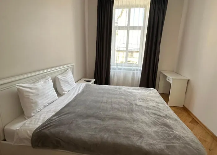 Apartment 24 Pekarska Street